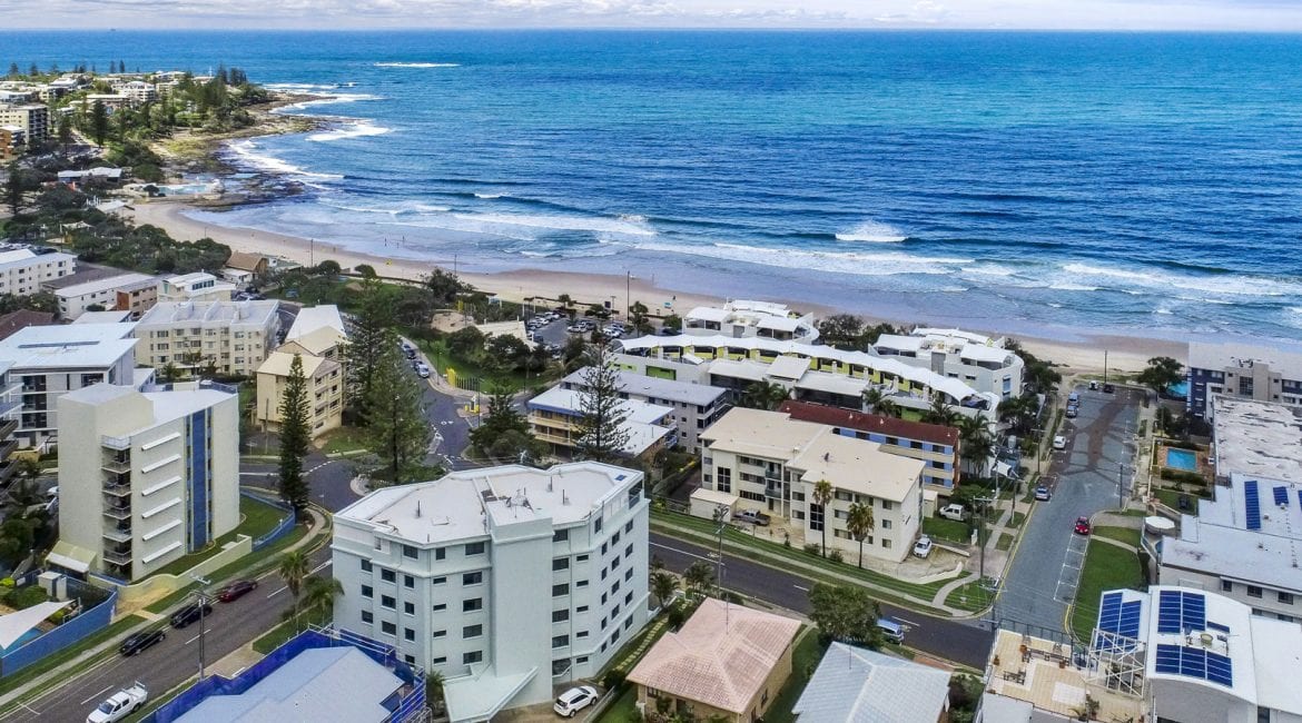 Get Holiday apartments and at Kings Beach